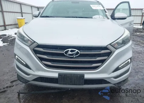 2016 Hyundai Tucson Sport z USA, uszkodzony, nr VIN KM8J3CA24GU249834